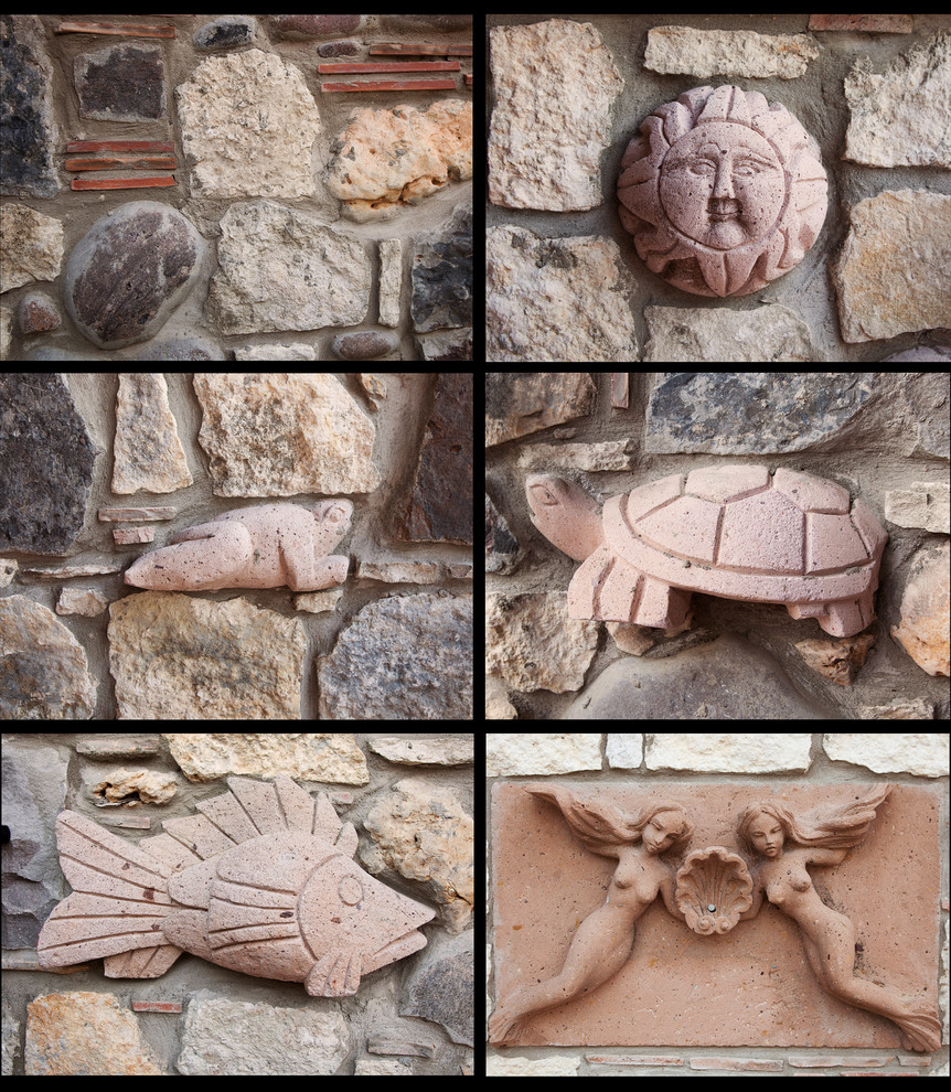 Mexican Influenced Home Near Austin, Texas