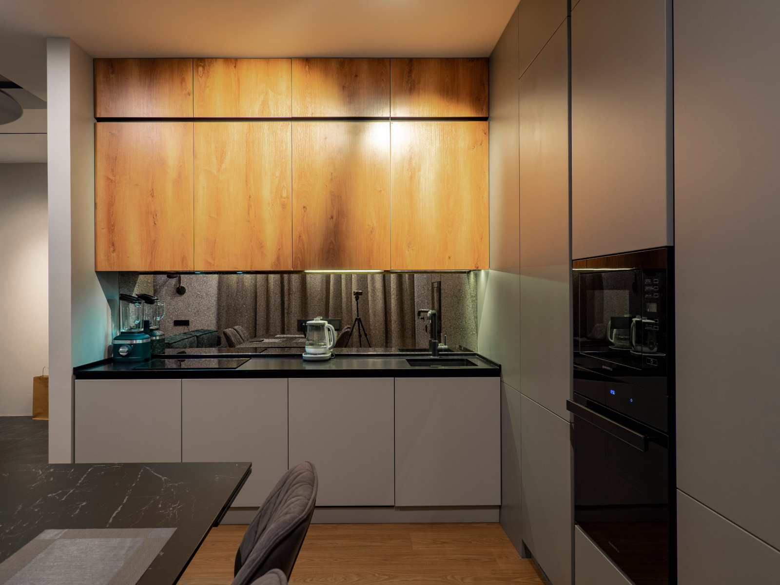 Стильная кухня в минималистичном стиле