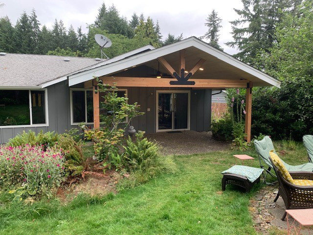 PNW Backyard Reading Retreat
