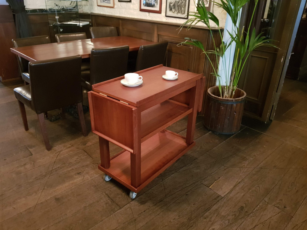 Мебель для ресторана "Строганофф"