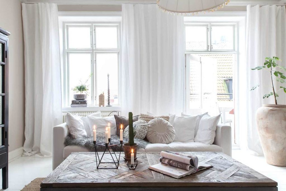 Inspiration for a traditional living room in Malmo.