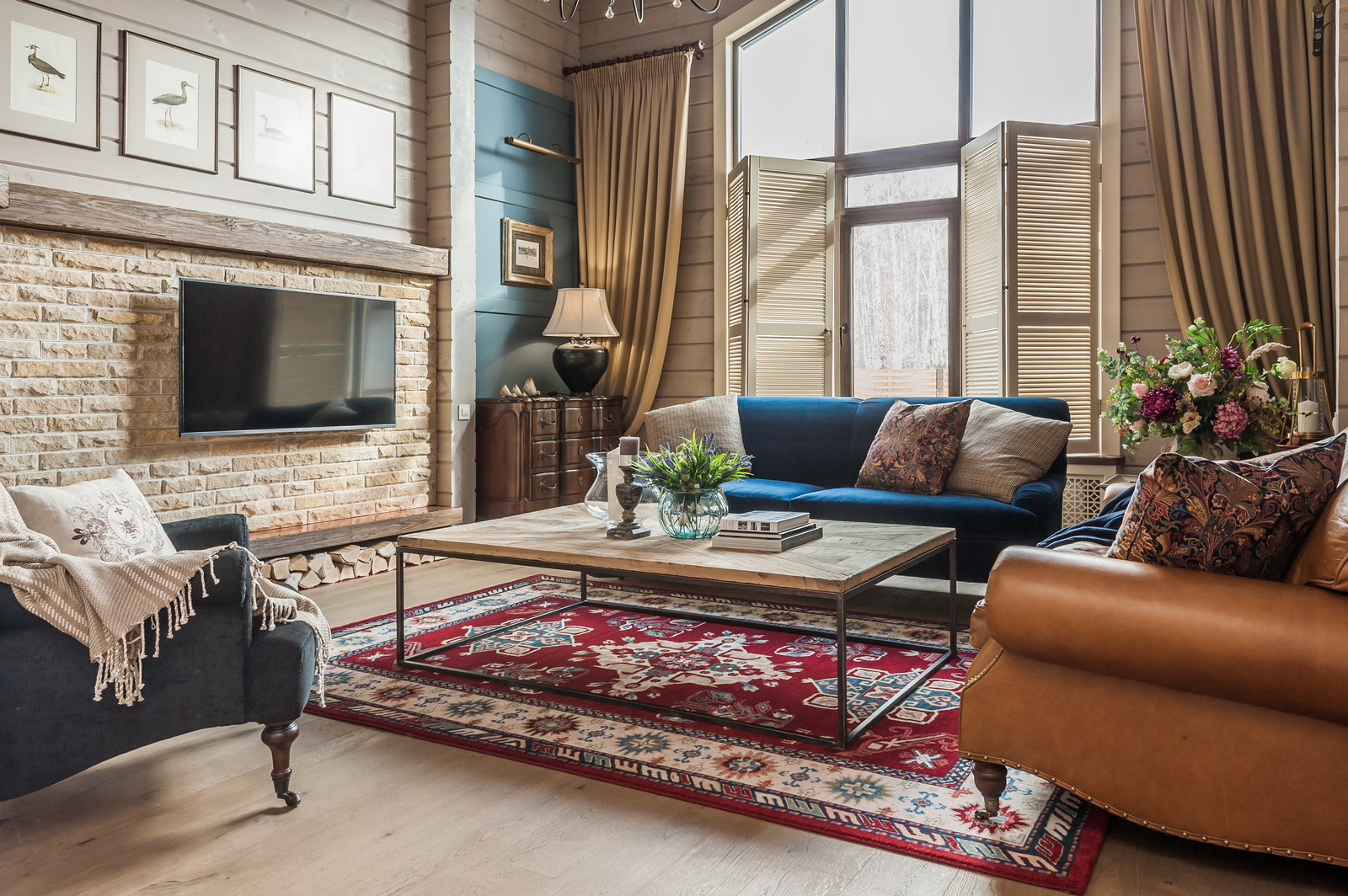 ДЕРЕВЯННЫЙ ДОМ В СТИЛЕ АНГЛИЙСКИЙ КАНТРИ.