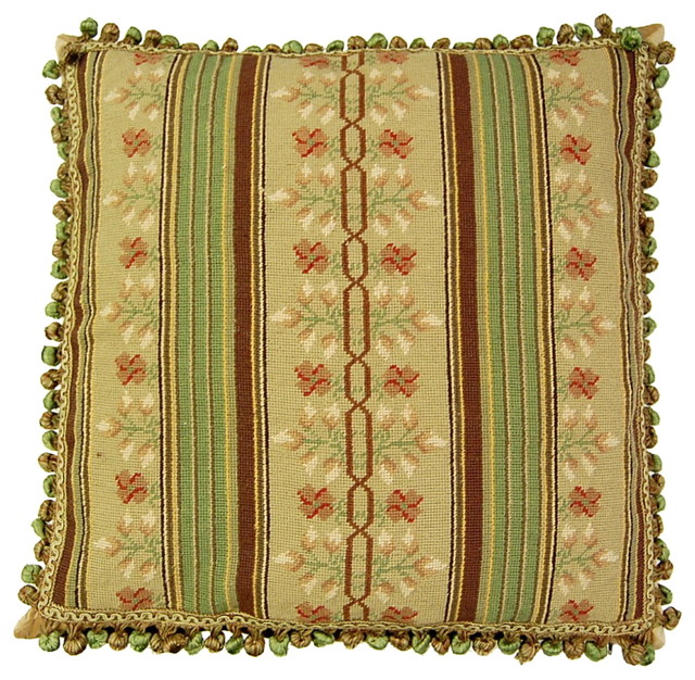 Gross Point Green Brown Small Patten Center With 3 Color Tassels