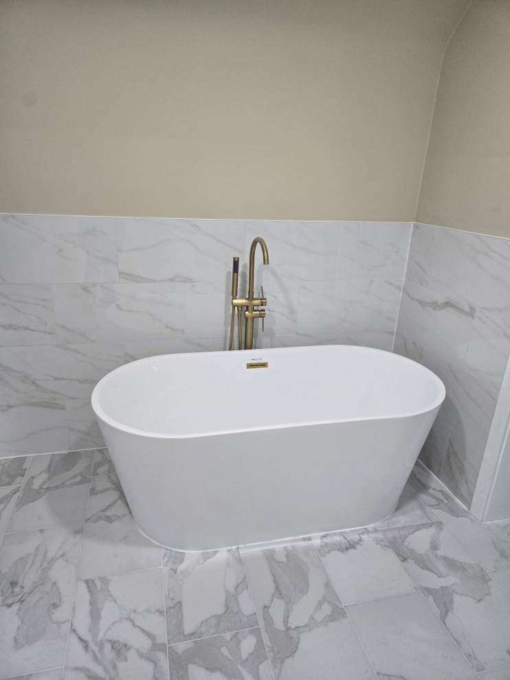 Modern Bathroom