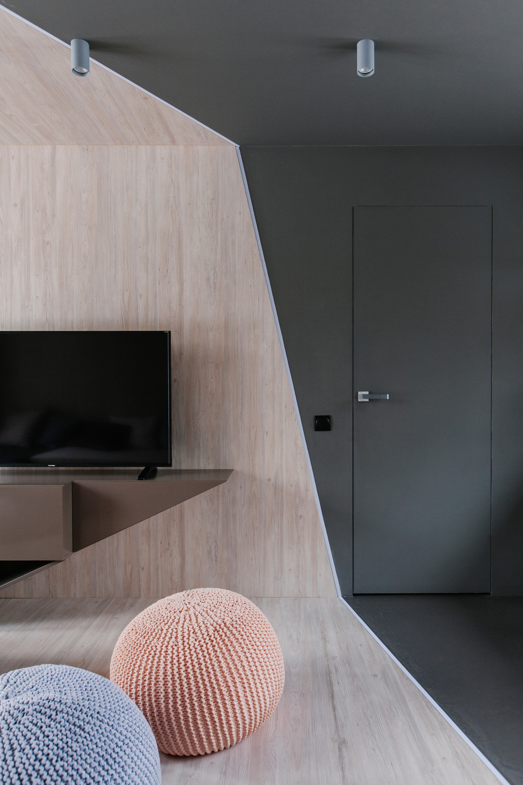 Ассиметричная гостиная для "Дачного ответа"