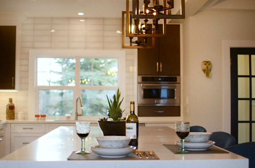 Transitional kitchen photo in Calgary