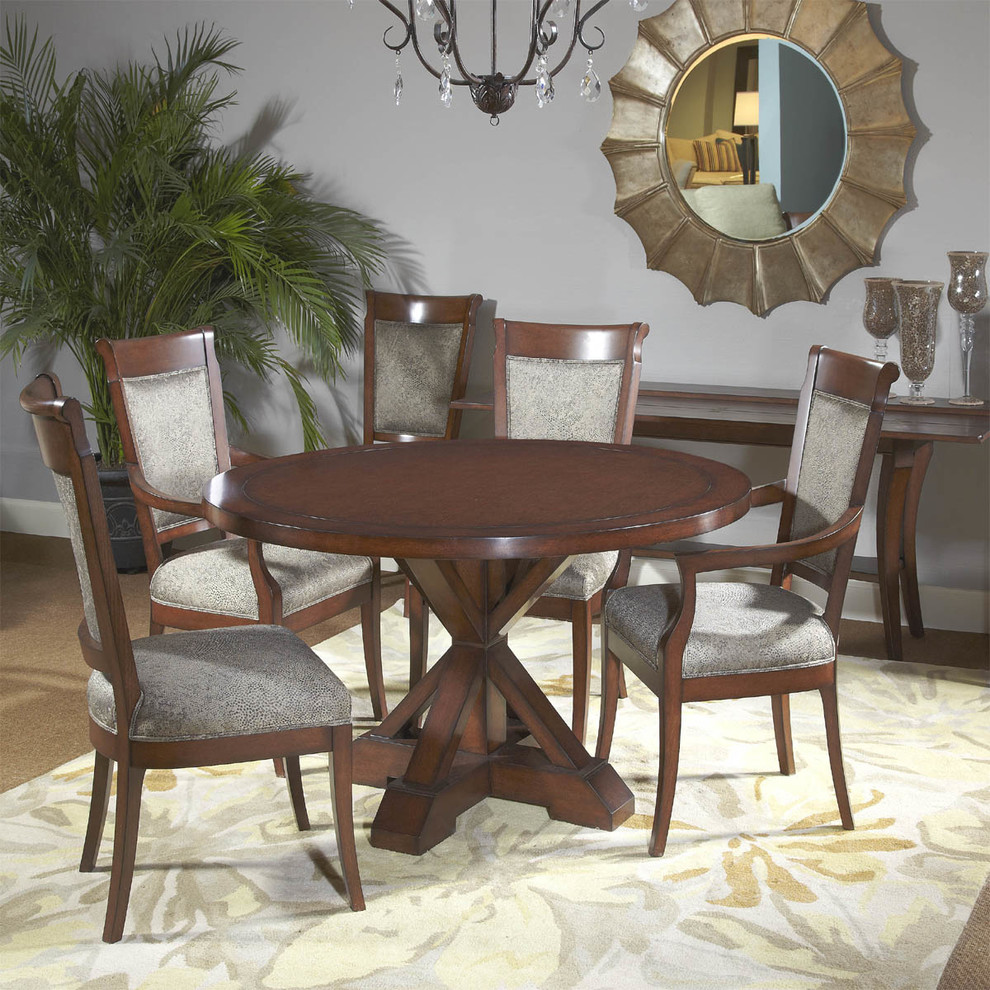 Dining room - transitional dining room idea in Miami