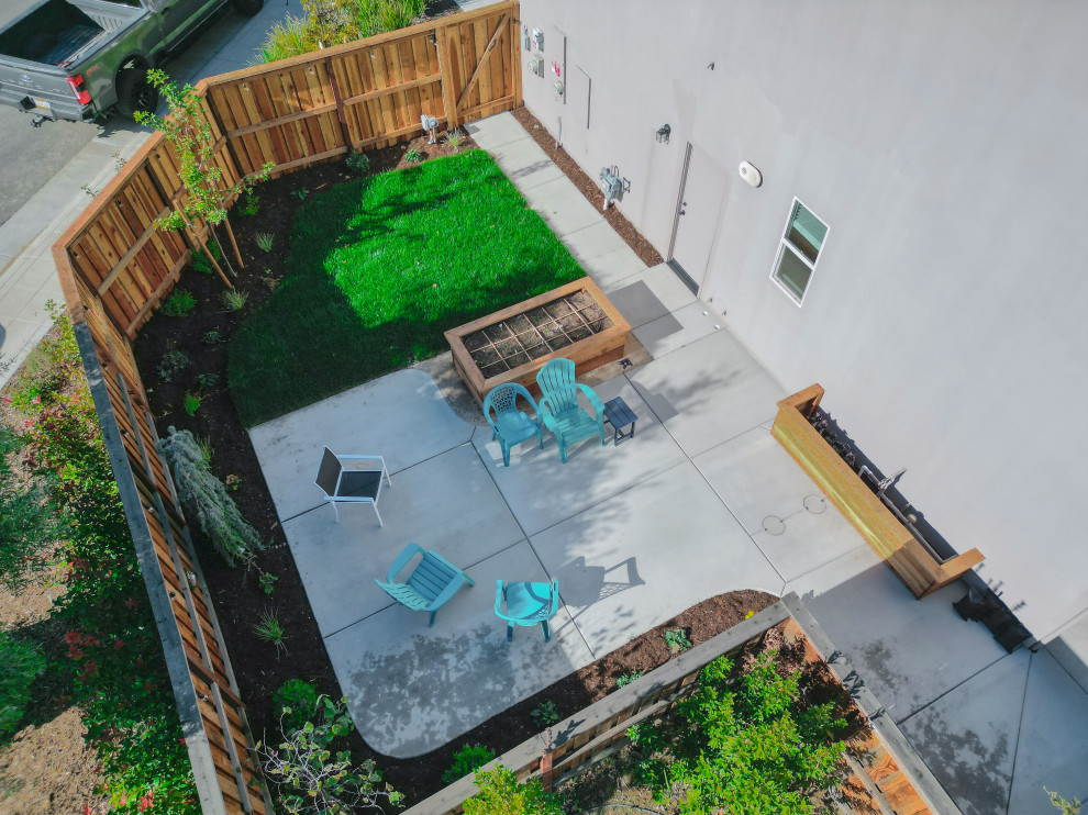 Crocker Village Side Yard Project