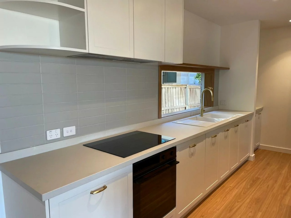 This is an example of a traditional kitchen in Hobart.