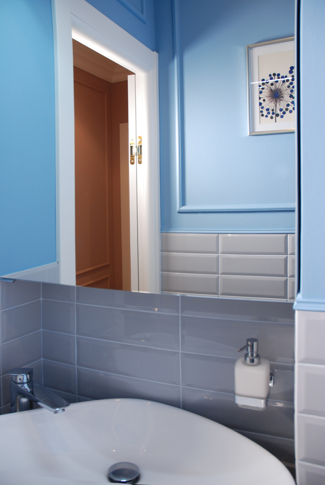 Проект 4-х комнатной квартиры в нежных тонах