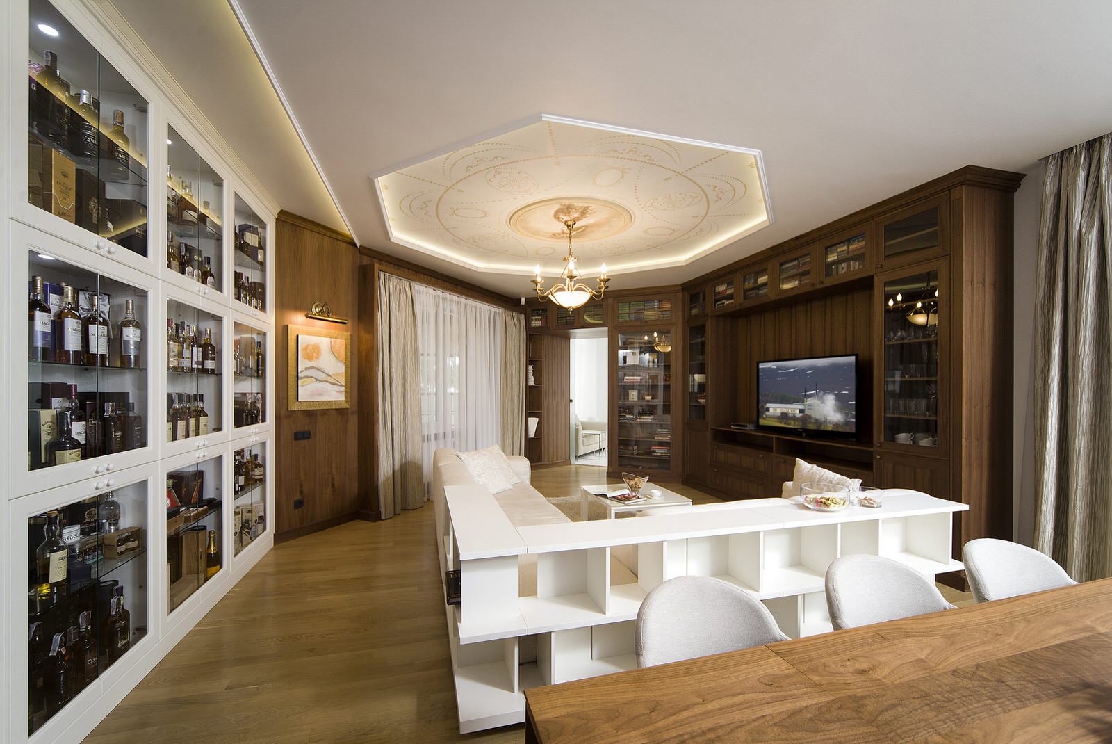 Жилая квартира. г. Полтава. "Роскошь с привкусом виски"