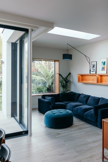 California, Putney contemporary-vardagsrum