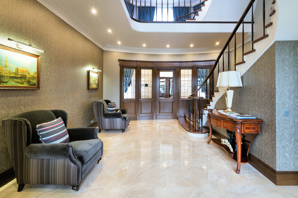 Мебель предметы интерьера в загородном доме.