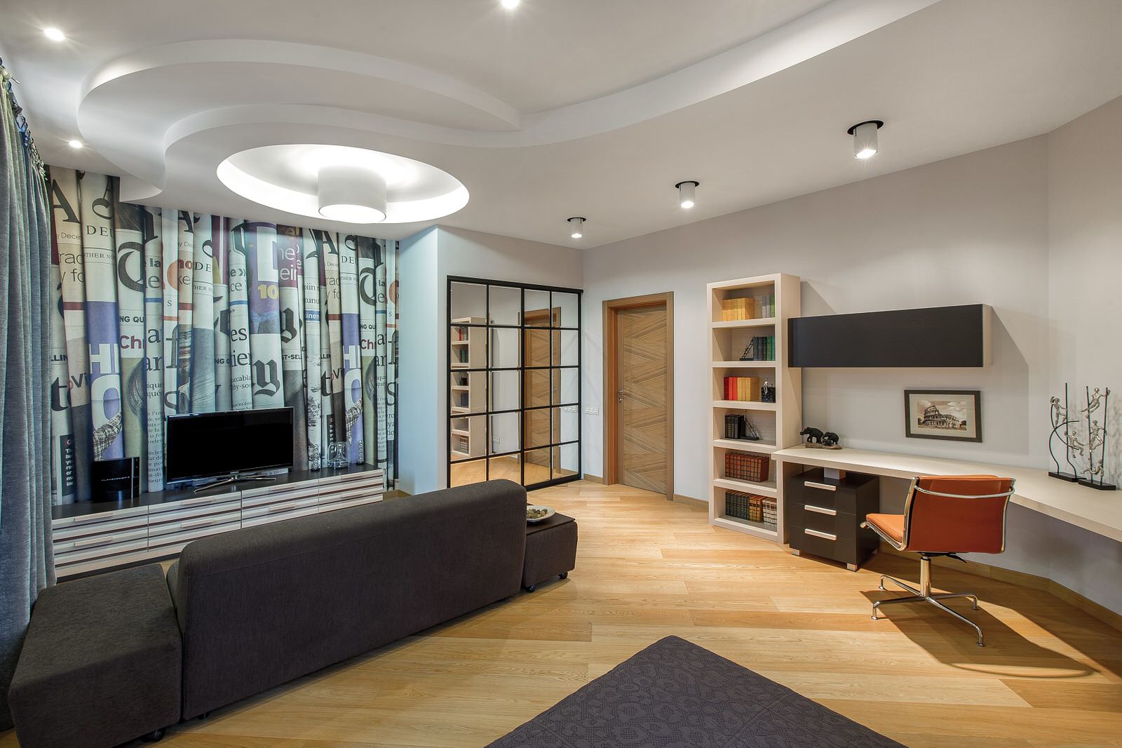 Дом с бассейном