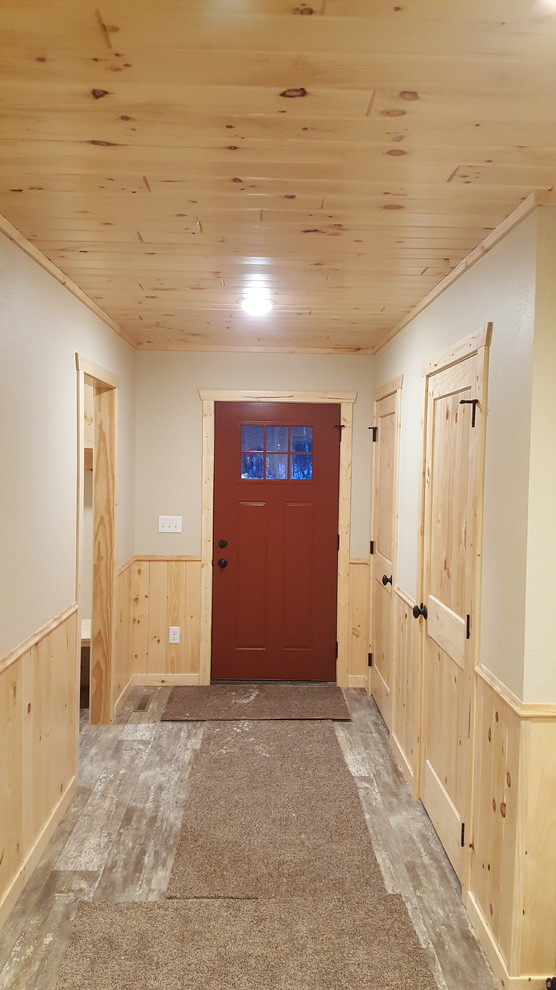 Home design - rustic home design idea in Minneapolis
