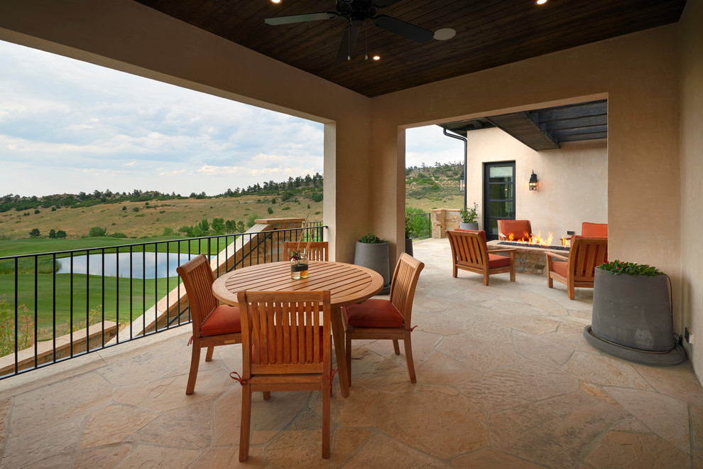 Example of a mountain style deck design in Denver