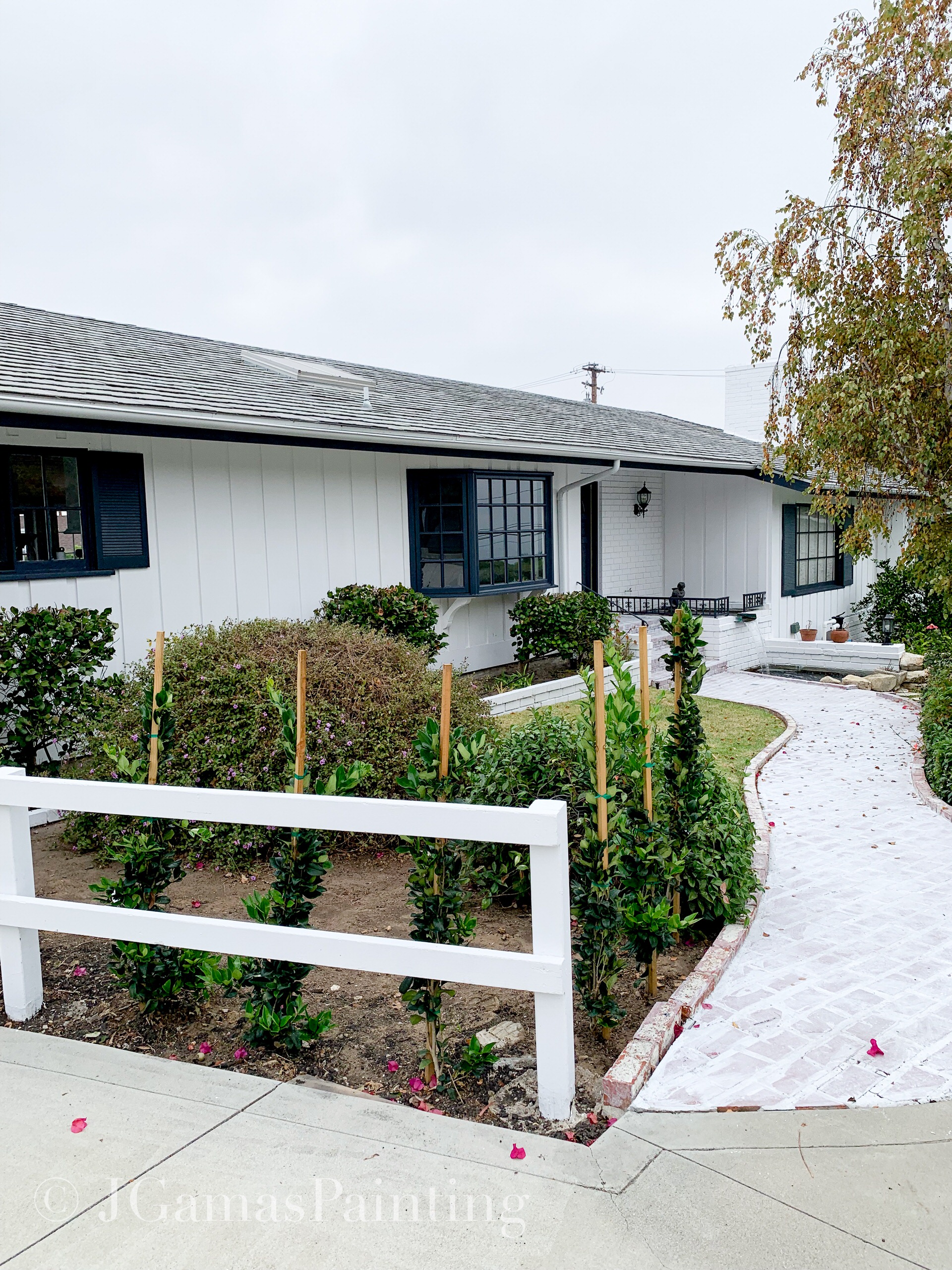 Black and White Home- Rancho Palos Verdes