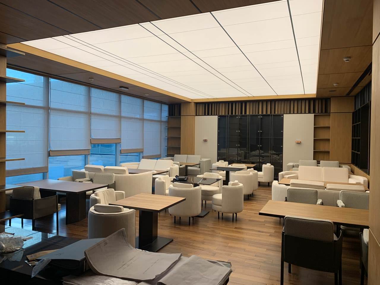 Тканевые натяжные потолки в ресторане