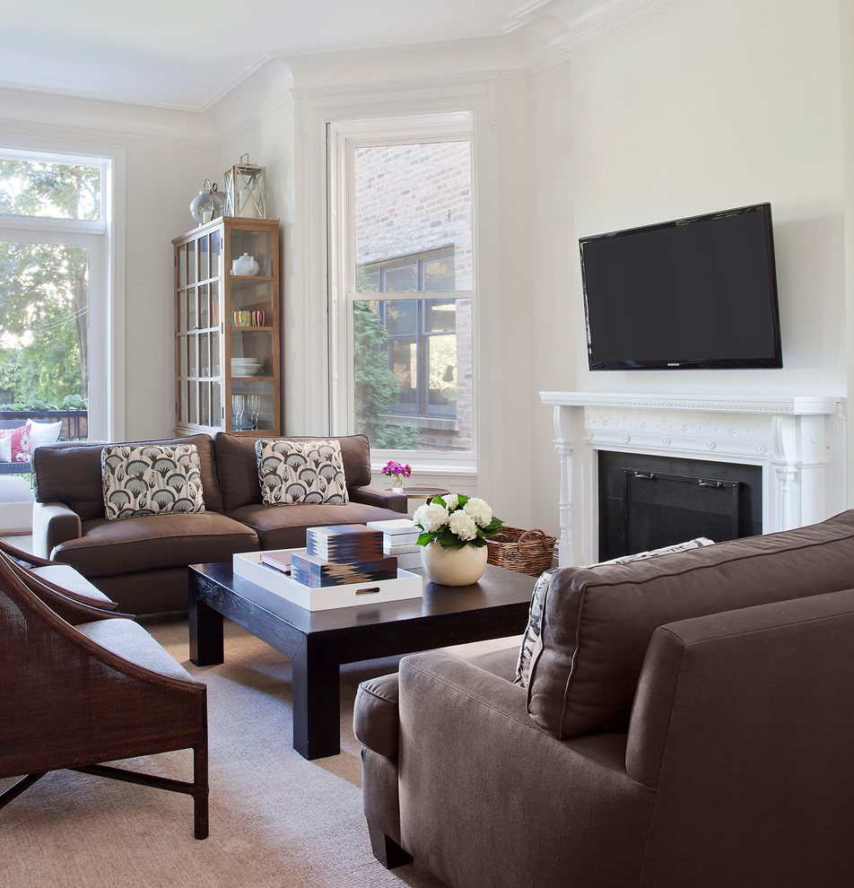 Transitional family room in Chicago.