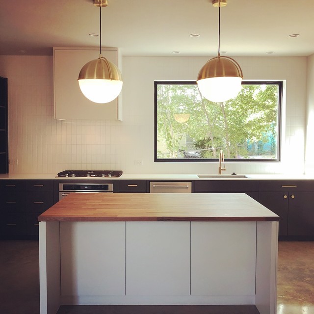 College Ave. modern-kitchen