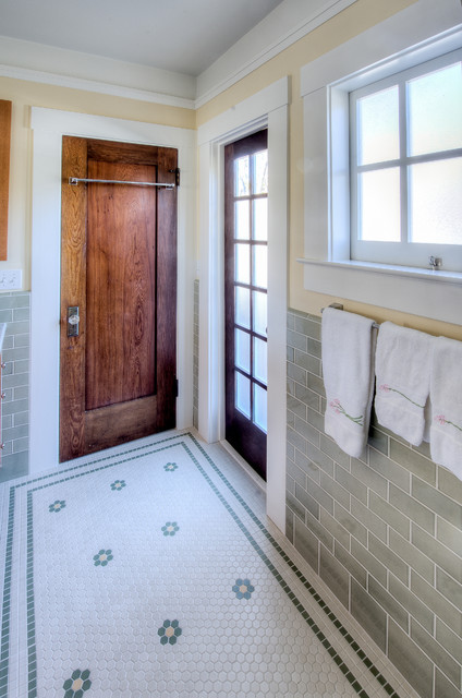 Craftsman Remodel estilo-craftsman-cuarto-de-bano