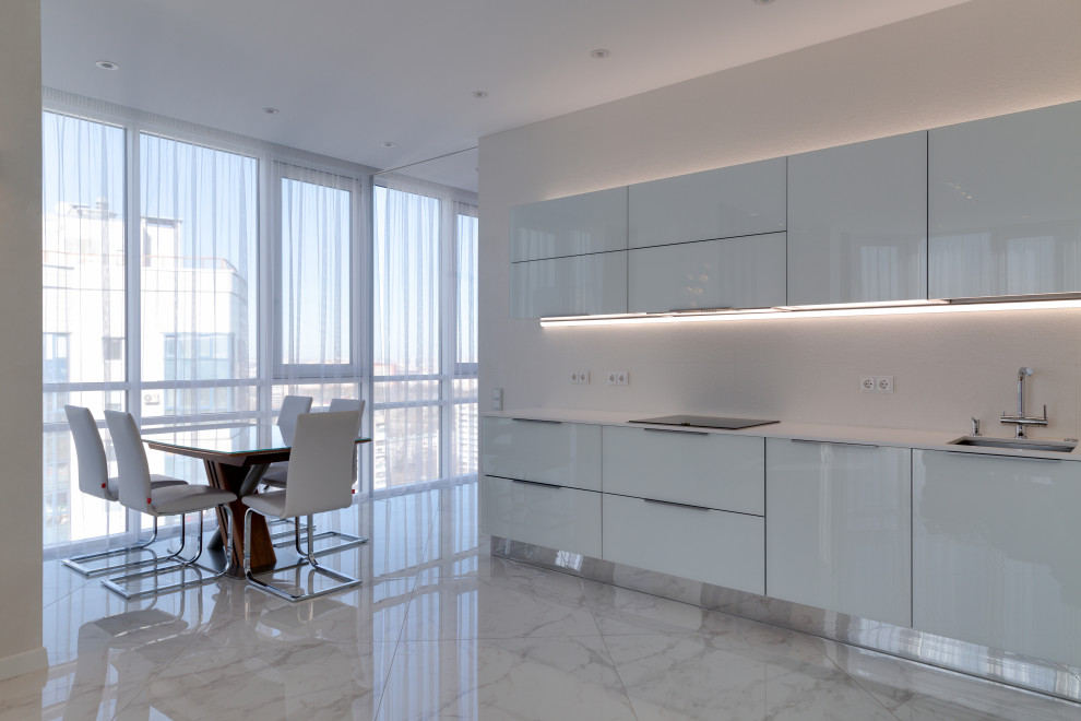 Интерьер с панорамными окнами