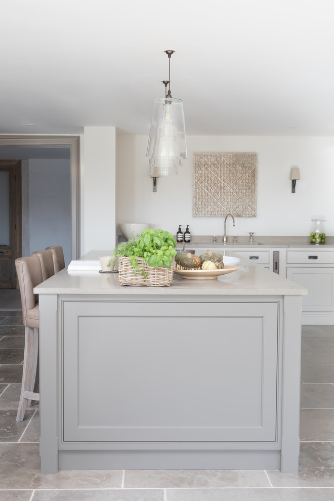 Modern Farmhouse Kitchen, East Sussex - Transitional - Kitchen - Sussex - by Humphrey Munson