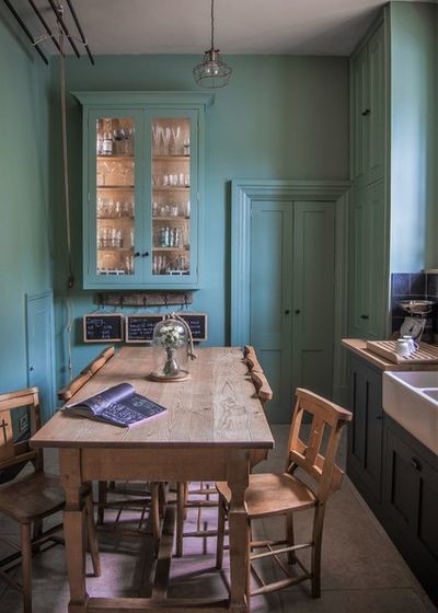 Kitchen Cabinets 