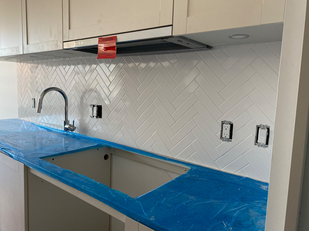 Mountain style kitchen photo in DC Metro