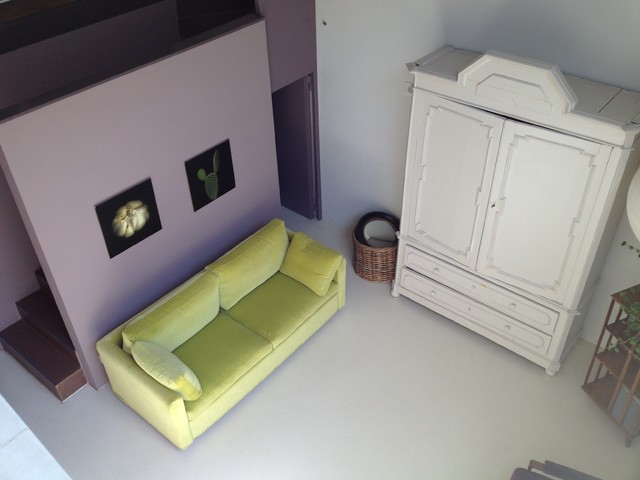 Loft con giardino eklektisk-allrum