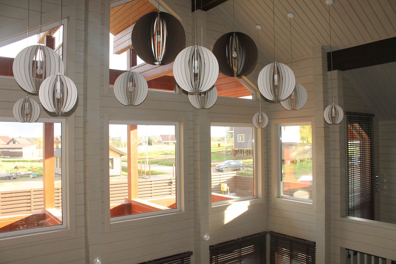 Отделка дома и бани из клееного бруса