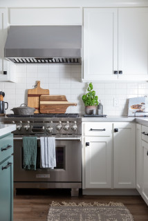 9 Ways to Get Low-Maintenance Kitchen Cabinets (9 photos)