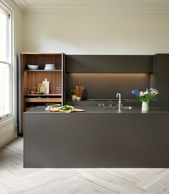 Bold elegance kitchen