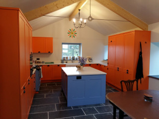 Warm Kitchen Color Trends – 10 Red & Orange Cabinetry Design Ideas