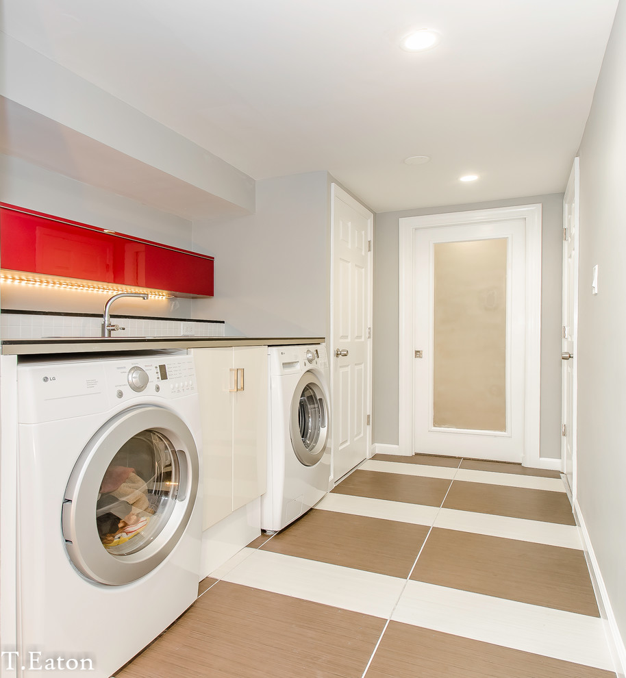 Inspiration for a modern laundry room in Baltimore.
