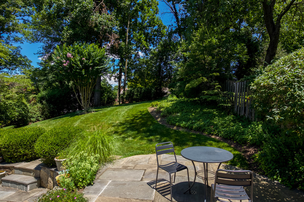 Bethesda Modern Patio