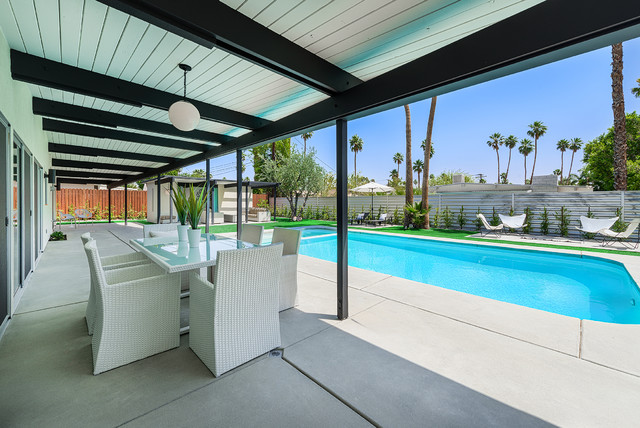 Orchid Tree Lane modern-patio