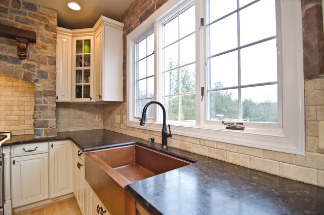 Leathered Antique Brown Granite And River Valley Granite In Vienna