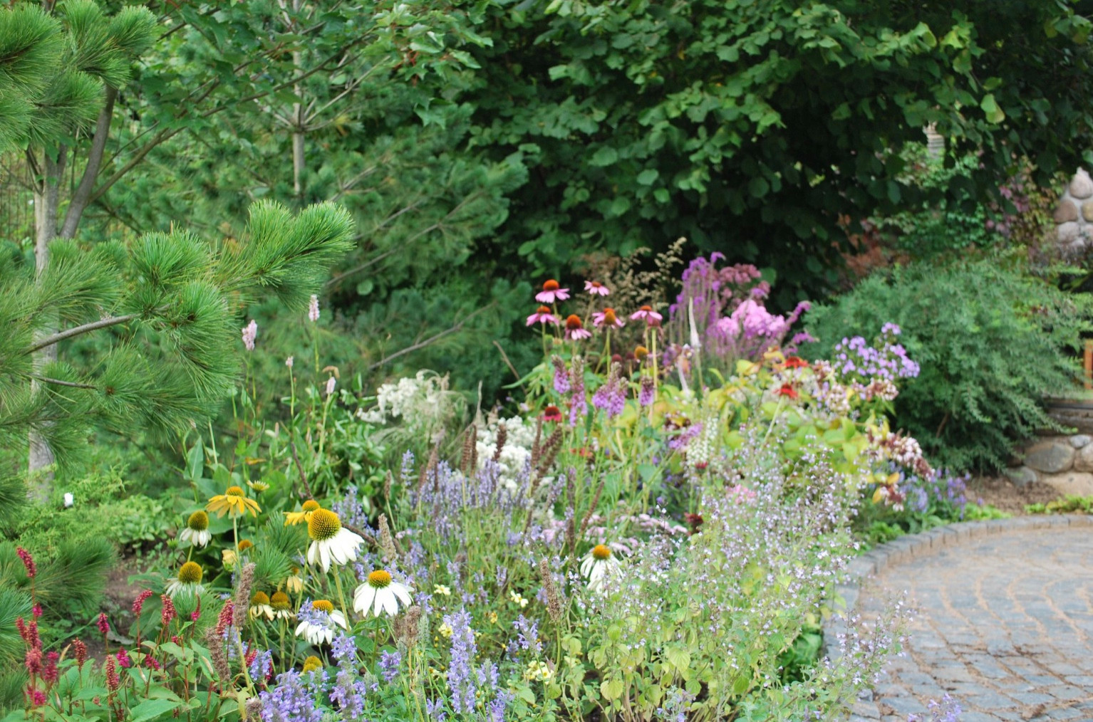 Сад натуралистического стиля