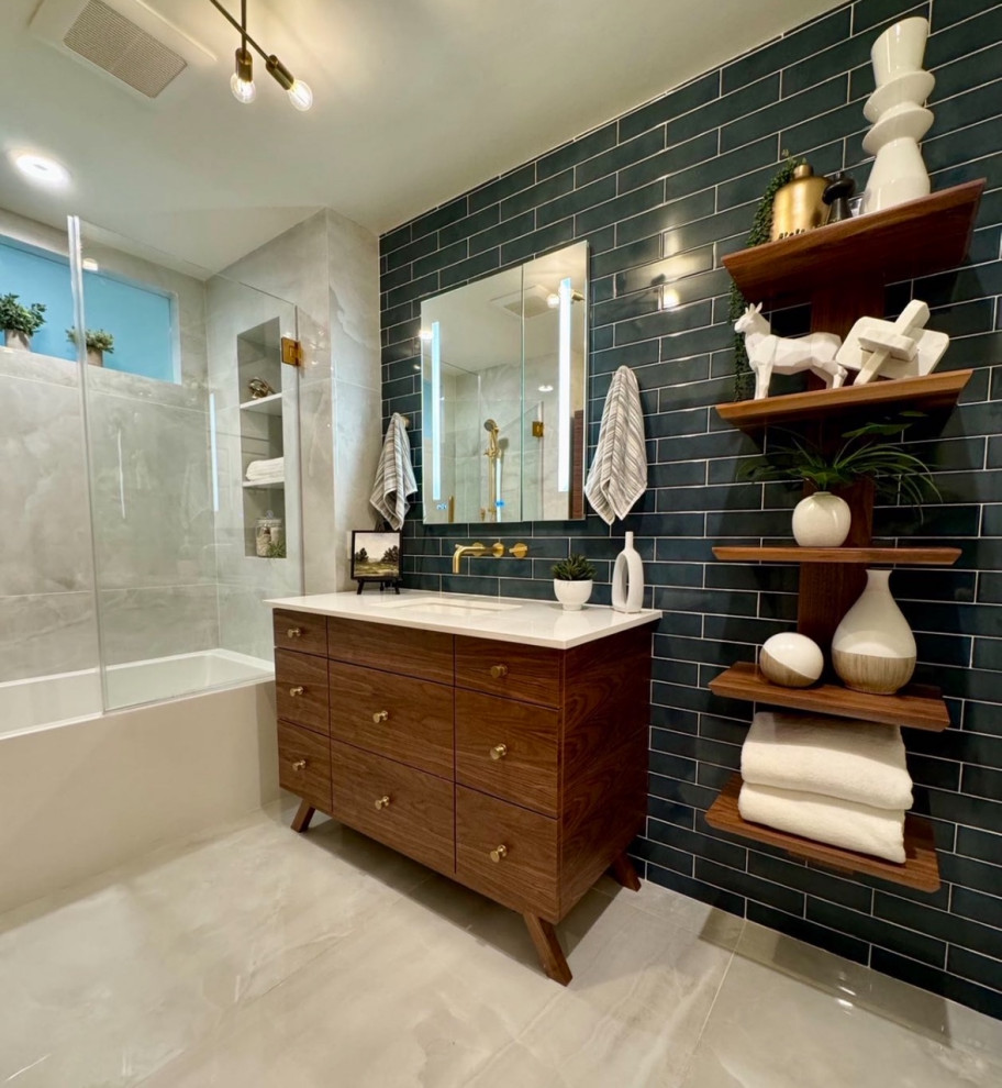 Pasadena Guest Bathroom