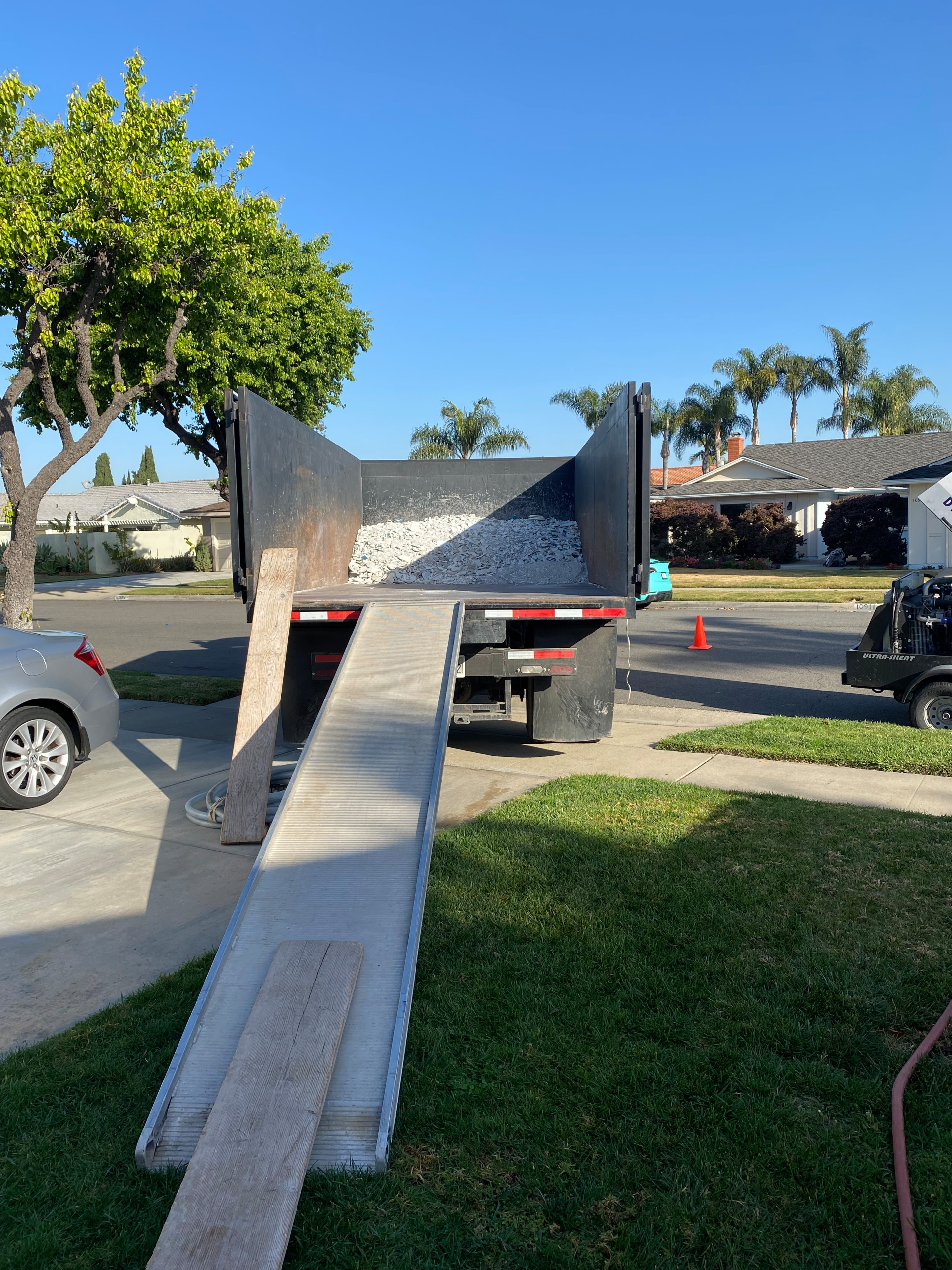 Dumpster Truck