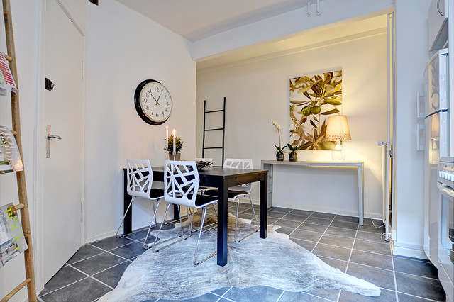 Slien dining-room