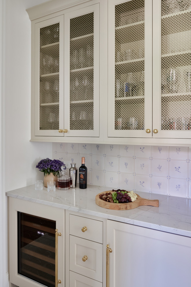 Pillement House - Farmhouse - Home Bar - Chicago - by Laura Design ...