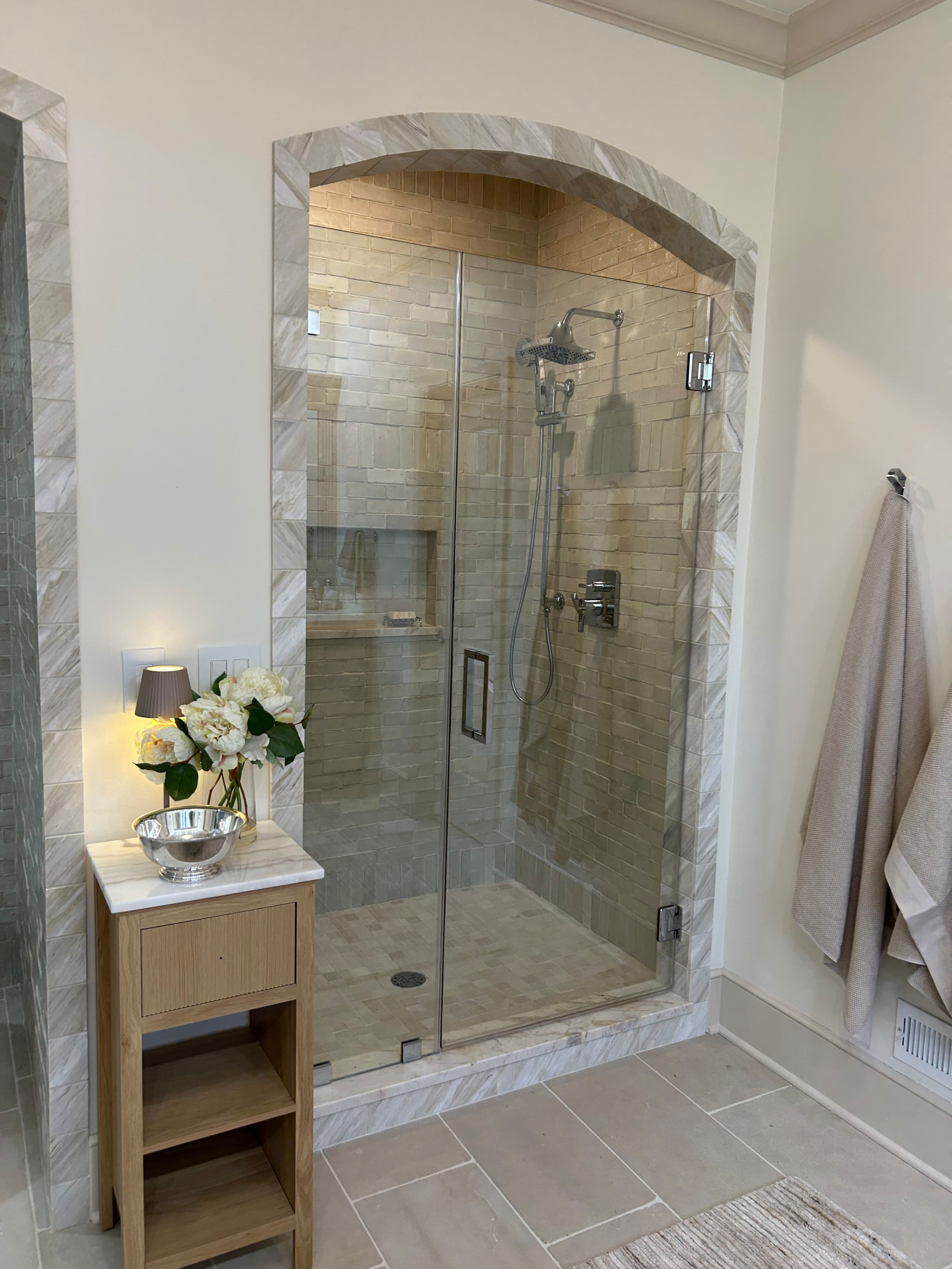 Neutral Mediterranean Bathroom