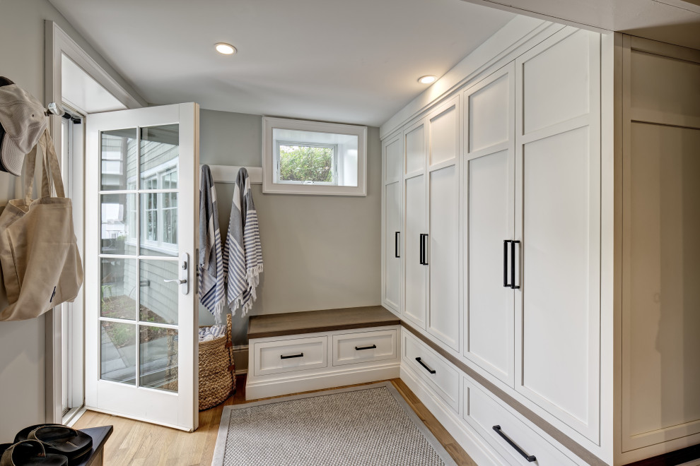 A Water's Edge Retreat - Beach Style - Hall - New York - by Amazing ...