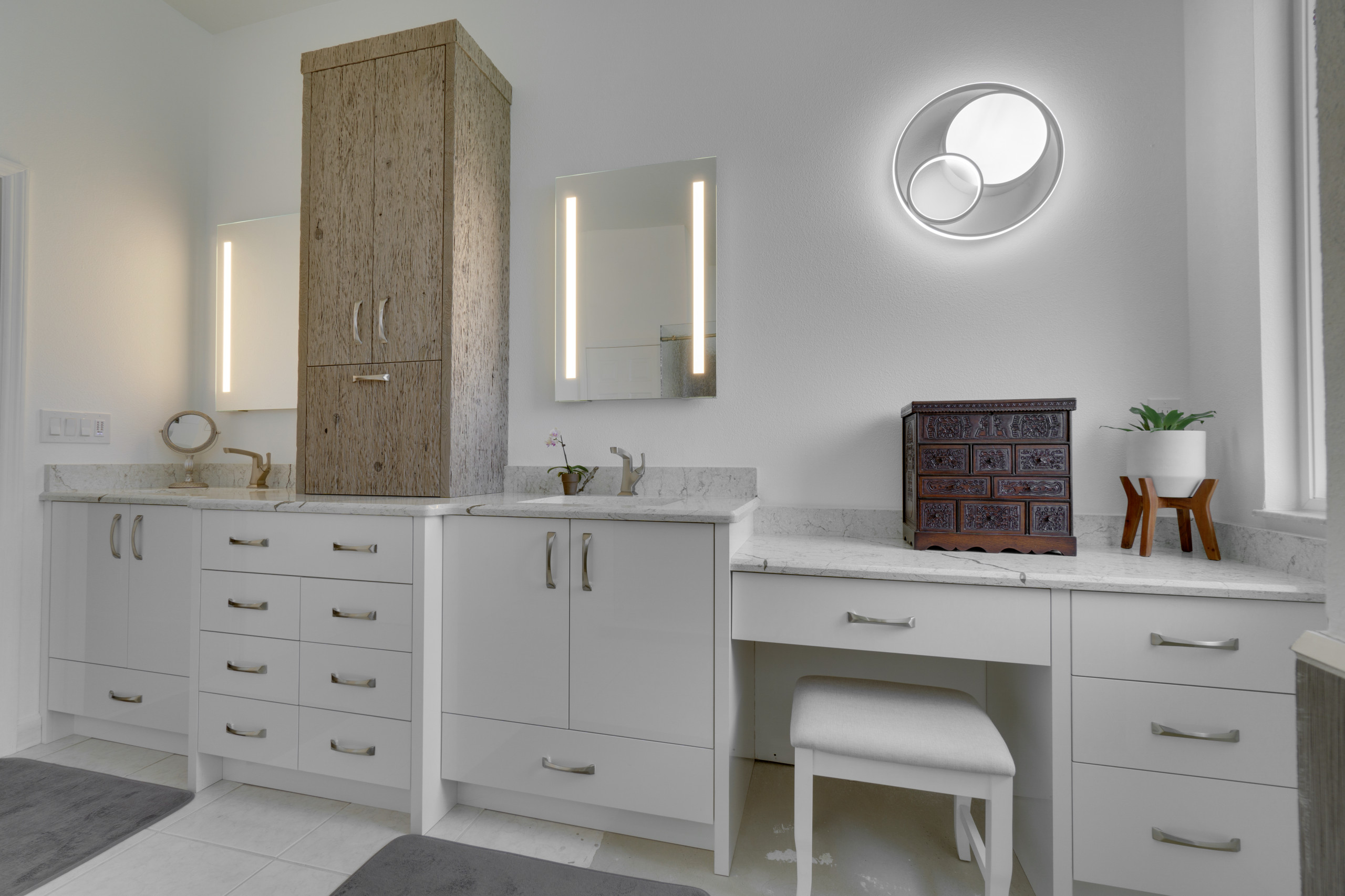 Modern Master Bathroom Vanity