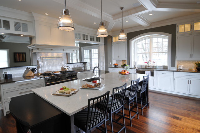 Revere House - Traditional - Kitchen - Chicago - by Designstorms LLC