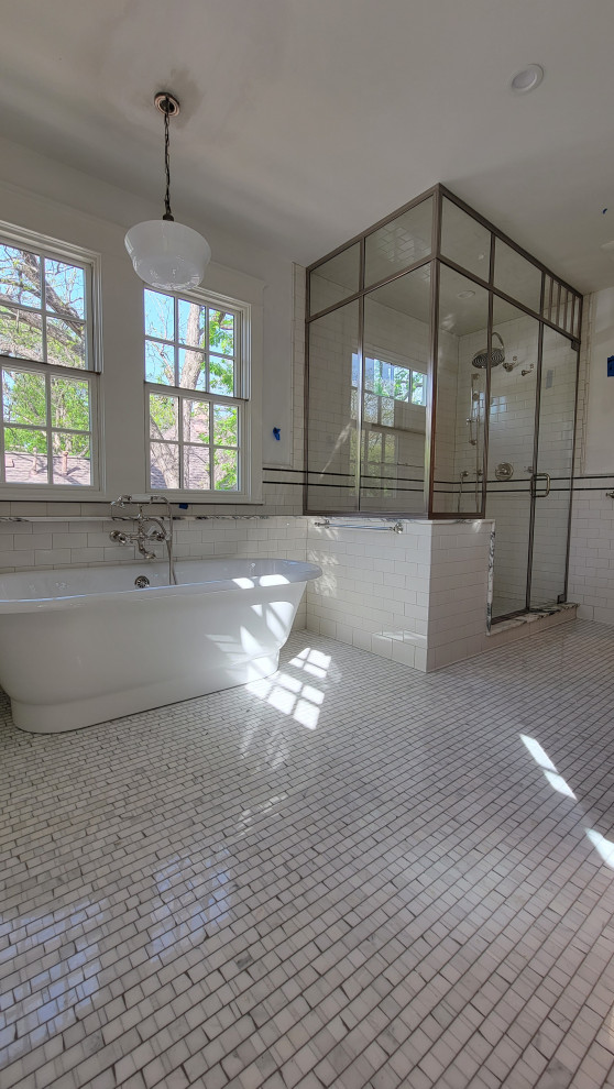 FRAMED SHOWERS
