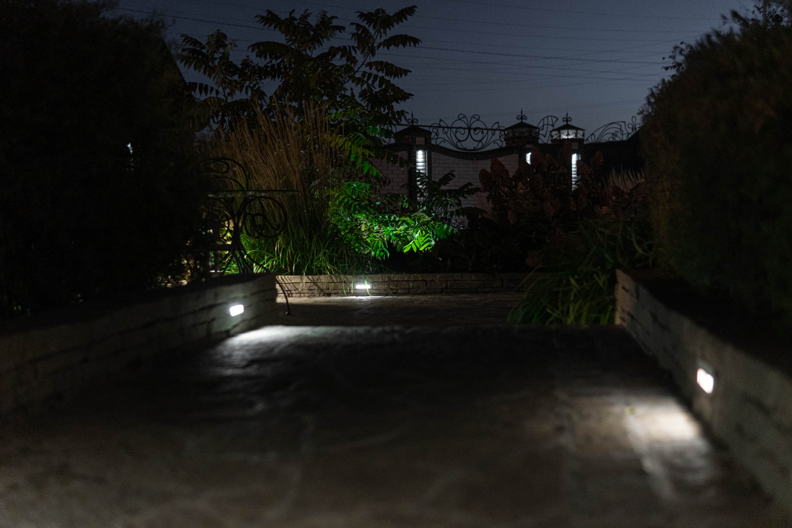 Ночная подсветка сада