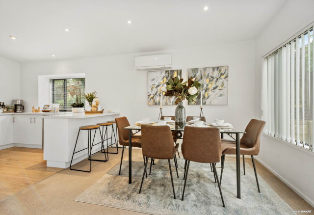 Vacant staging Northcross contemporary-dining-room